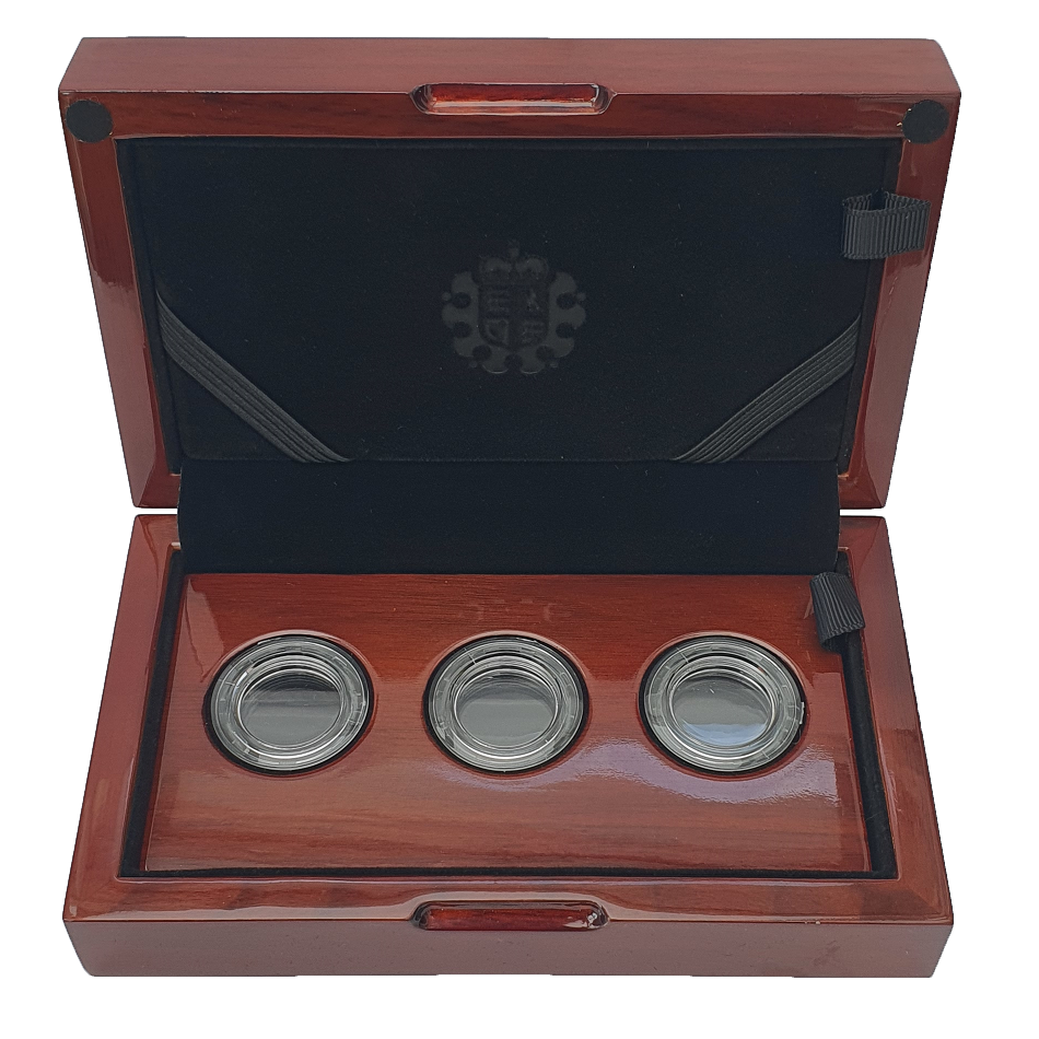 Royal Mint Luxury Wooden Case with Screw Type Capsule for 3 Sovereigns