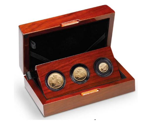 2014 Queen Elizabeth II 3 Coin Sovereign Set